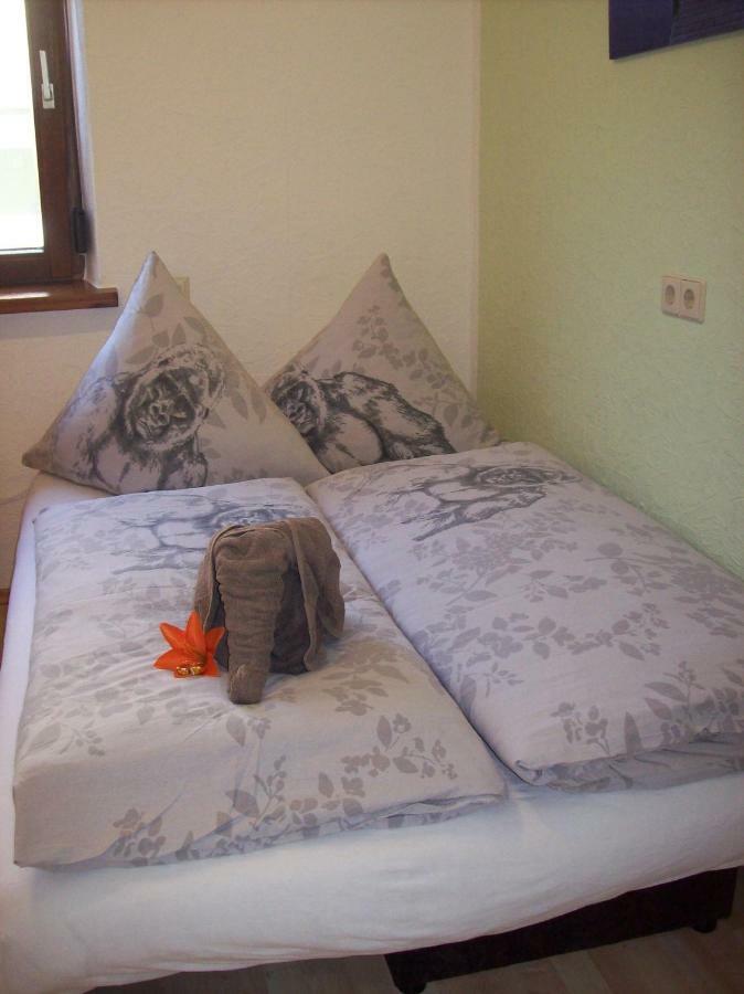 Apartment Fewo Efosa Kappel-Grafenhausen Buitenkant foto